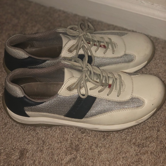 Prada Shoes - Picture 2 of 7